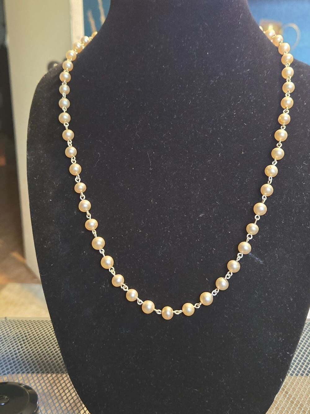 Vintage Beaded Pearl Station Necklace Gold Tone 24 Inch